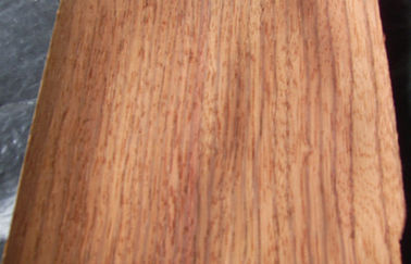 Chiara impiallacciatura tagliata quarto per compensato, impiallacciatura naturale di legno del tek della Birmania