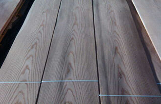 La corona rossa affettata naturale del foglio per impiallacciatura di legno di quercia ha tagliato per la decorazione