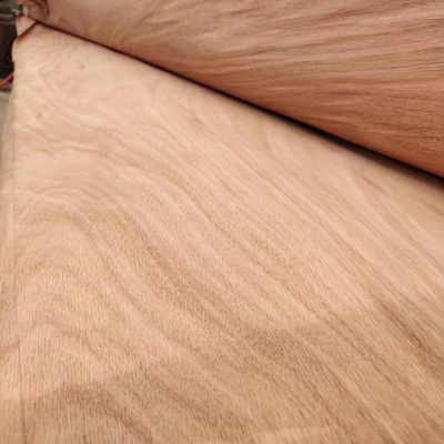 Foglio per impiallacciatura rotatorio di legno naturale del taglio PQ con 0.15-0.3mm per compensato