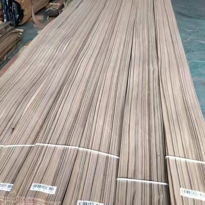 Taglio naturale Taglio chiaro Colore Paldao Legno Quarter Cut Veneer con linea nera