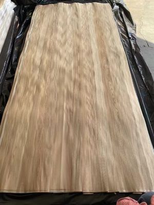 Fogli di rivestimento di legno compensato a croce di olmo marrone tagliato in fette