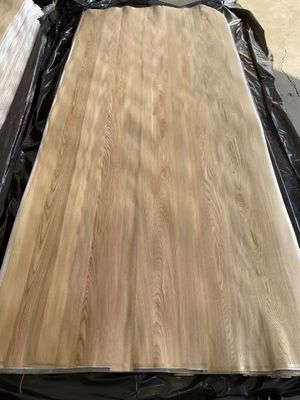 Fogli di rivestimento di legno compensato a croce di olmo marrone tagliato in fette