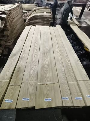 High Quality Russia Elm Veneer Sheet with Quarter Cut and Crown Cut for Furniture and Decoration