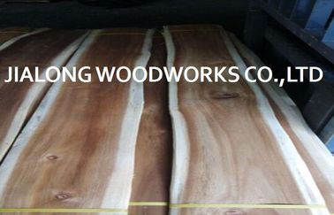 Foglio per impiallacciatura di legno affettato bruno-rossastro dell'acacia del taglio dell'impiallacciatura di compensato e della pavimentazione